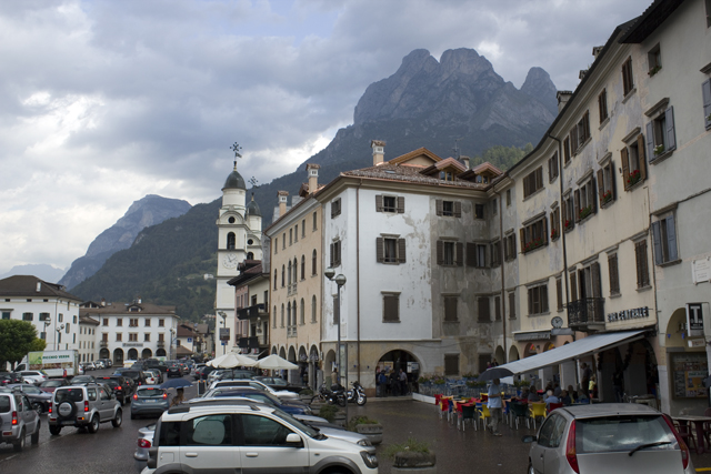 2011-08-27_09-09-13 cadore.jpg - Agordo